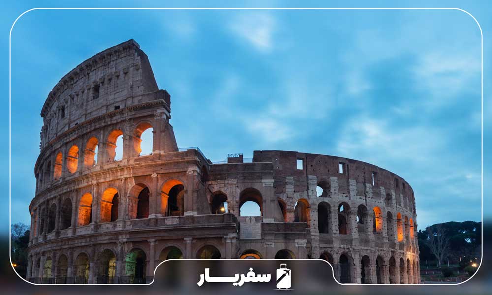 بازدید از آمفی تئاتر باستانی روم در روزهای سفر با تور ایتالیا 