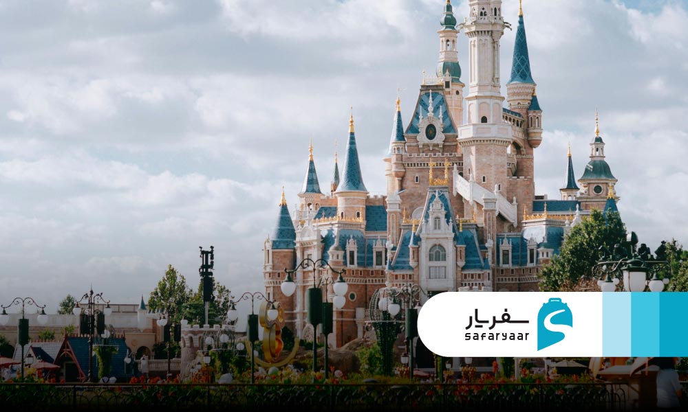 مراکز تفریحی، پارک ها و زندگی شبانه