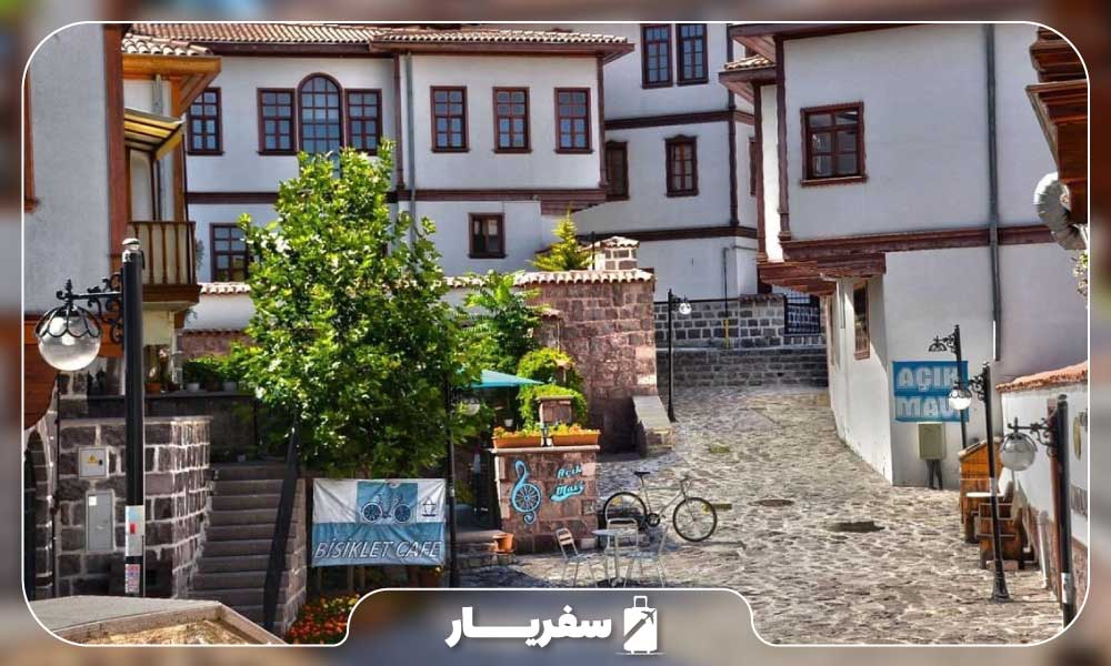 خانه ها و خیابان های محله هامامونو آنکارا ترکیه