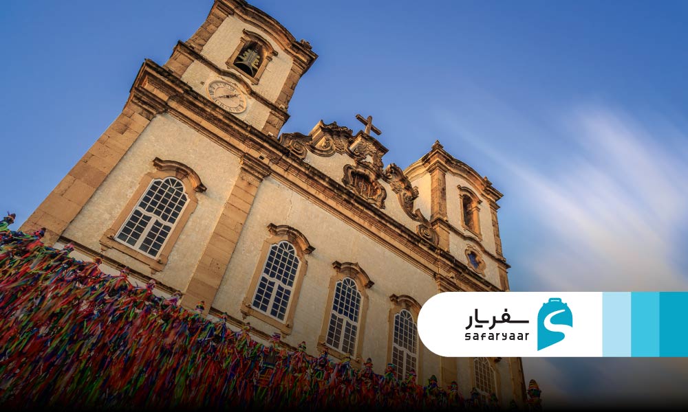 کلیساهای تاریخی و آثار مذهبی