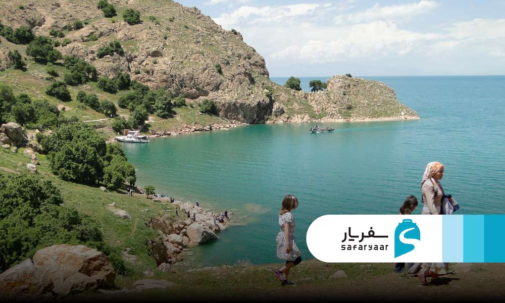 طبیعت بکر و چشم اندازهای تماشایی جزیره آکدامار