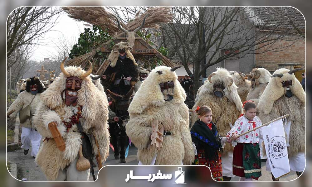 لباس های جشنواره بوسوجاراس در کشور مجارستان