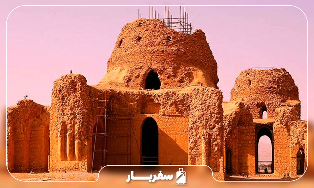 بازدید از جاهای دیدنی آتشگاه دوره ساسانی اصفهان