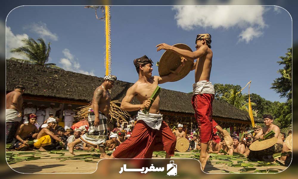 بازدید بومیان از فستیوال پرانگ پاندان بالی