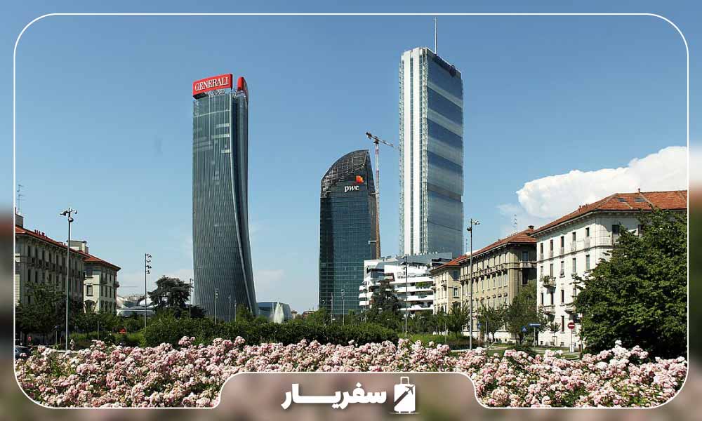 ساختمان های منطقه خرید CityLife  میلان ایتالیا